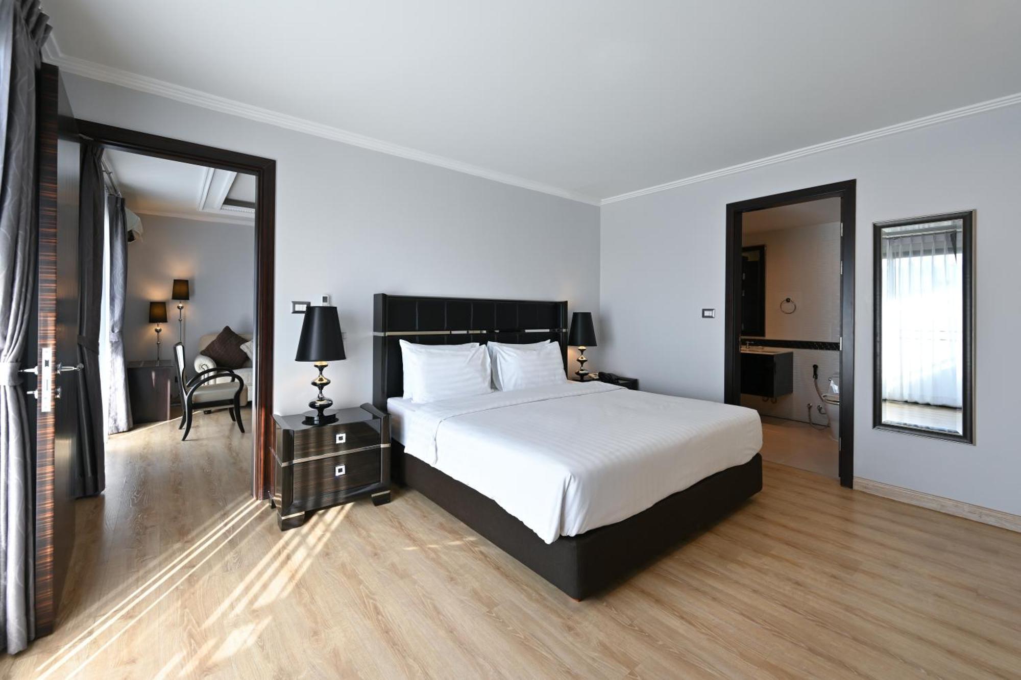 Sirin Exclusive Hotel And Residence Pattaya Luaran gambar