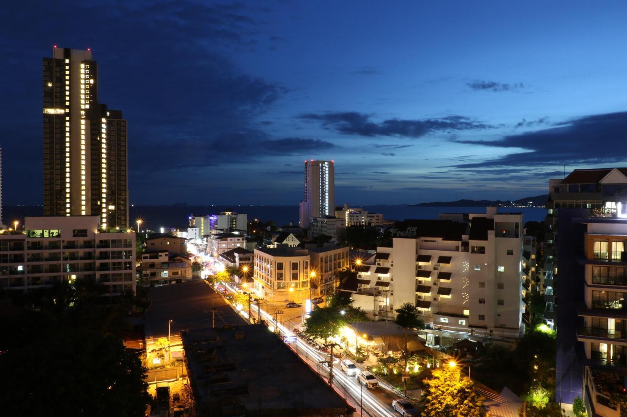 Sirin Exclusive Hotel And Residence Pattaya Luaran gambar